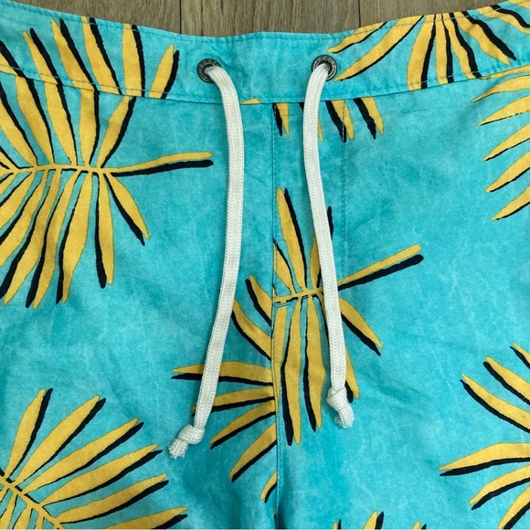 Reef Hawaiian Board Shorts Swim Trunks Floral Size 34 Floral Beach Summer 35x8 - Picture 5 of 10